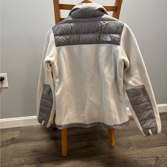 The North Face Gray and White Denali Jacket - Picture 5 of 5